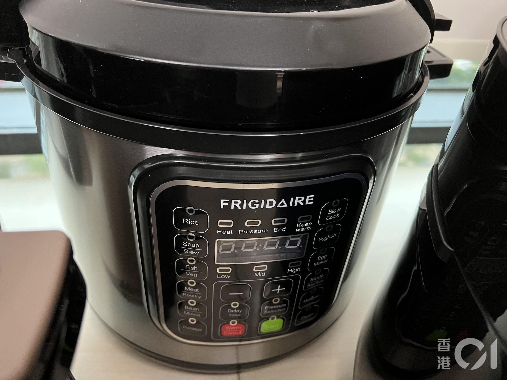 「北極FRIGIDAIRE」FDOC206，售898元，評分為4點。